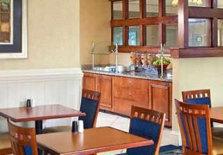 Residence Inn Poughkeepsie Hotel 3*
