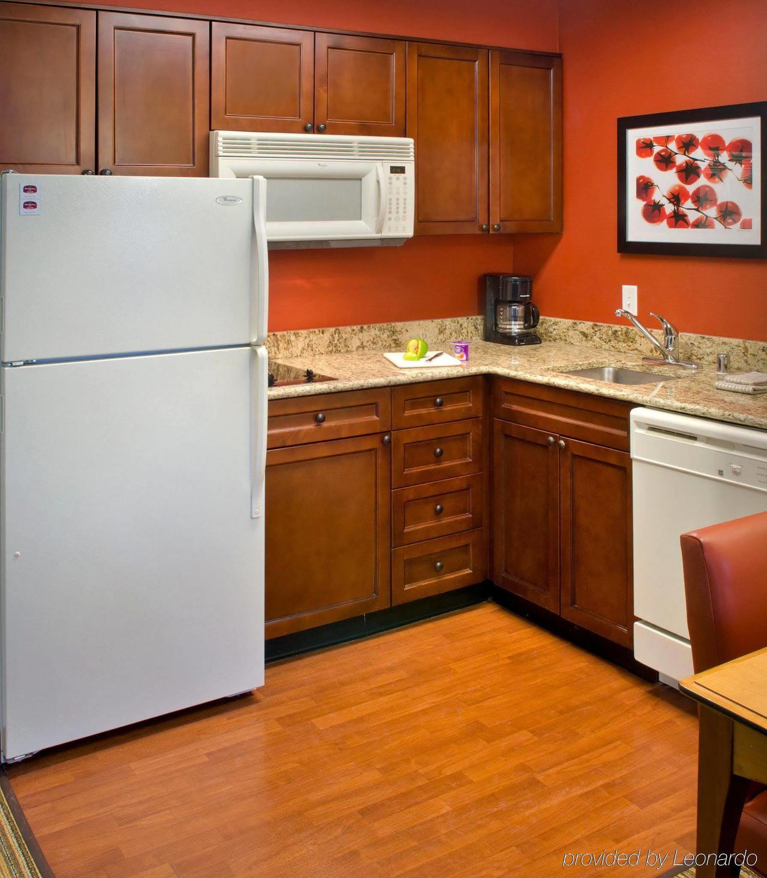 Residence Inn Poughkeepsie 3*